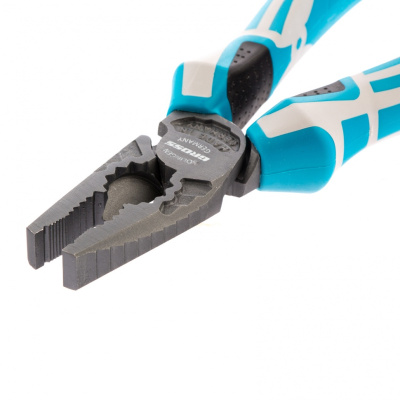 Плоскогубцы комбинированные 205 мм, трехкомпонентные рукоятки Gross купить в Москве с доставкой по всей России | ProtosMarket.ru