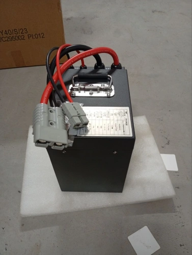 Аккумулятор литий-ионный (Li-ion) 24В/60АЧ 260х170х750 для штабелёров CDD-WS/CDJ-WSL по ценам производителя в Казани с доставкой по всей России