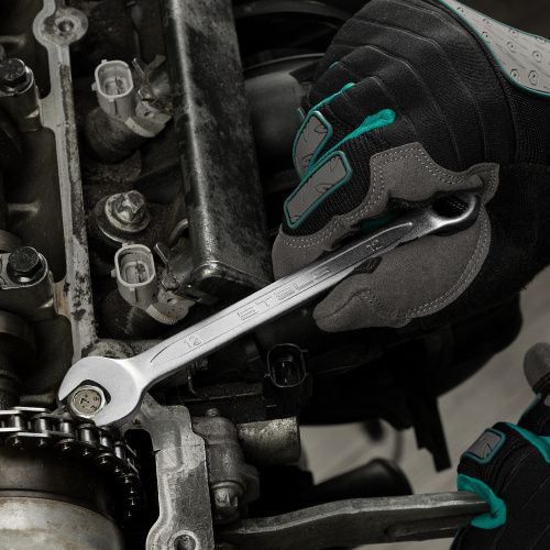 Набор инструментов, 1/2", 1/4", CrV, пластиковый кейс 82 предмета Stels купить в Москве с доставкой по всей России | ProtosMarket.ru