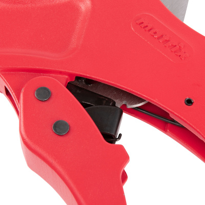 Ножницы для резки изделий из ПВХ, D до 63 мм, лезвие из нерж. стали, автоматич. Matrix купить в Москве с доставкой по всей России | ProtosMarket.ru