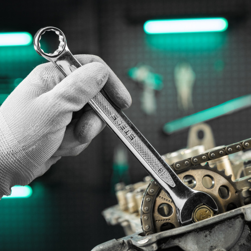 Ключ комбинированный, 18 мм, CrV, антислип Stels по ценам производителя в Казани с доставкой по всей России