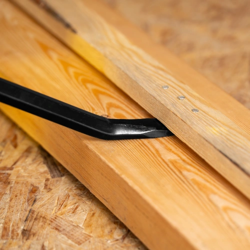 Лом-гвоздодер, 1200 мм, шестигранный 19 мм, окрашенный, сталь 65 Denzel купить в Москве с доставкой по всей России | ProtosMarket.ru