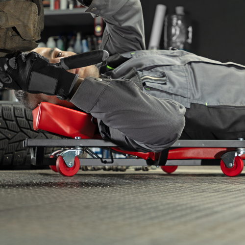 Лежак ремонтный на шести колесах, 1030 х 440 х 120 мм, поднимающийся подголовник Matrix купить в Москве с доставкой по всей России | ProtosMarket.ru