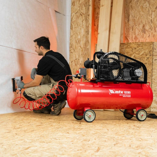 Компрессор воздушный ременный привод КР3000/100  3,0 кВт, 100 литров, 510 л/мин МТХ по ценам производителя в Казани с доставкой по всей России