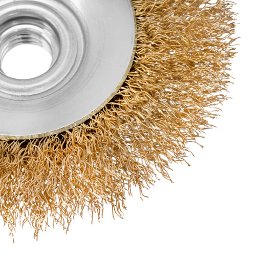 Щетка для УШМ, 100 мм, М14, "тарелка", латунированная витая проволока Matrix по ценам производителя в Казани с доставкой по всей России