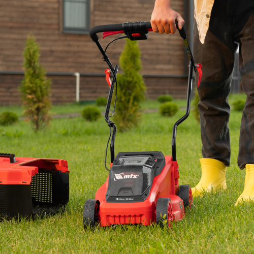 Газонокосилка аккумуляторная бесщеточная CLM-320, 320 мм, травосб. 30 л, Li-Ion, 20 В MTX по ценам производителя в Казани с доставкой по всей России