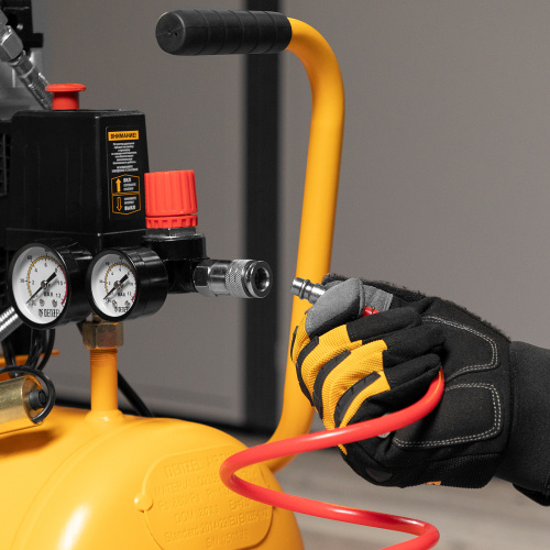 Компрессор DLS950/24 безмаслянный малошумный 950 Вт, 165 л/мин, ресивер 24 л Denzel купить в Москве с доставкой по всей России | ProtosMarket.ru