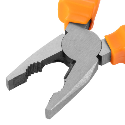 Плоскогубцы Classic, 200 мм, шлифованные, пластмассовые рукоятки Sparta купить в Москве с доставкой по всей России | ProtosMarket.ru