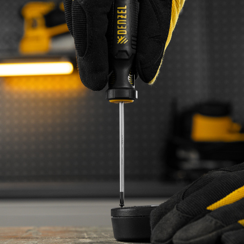 Отвертка, PH0х75 мм, S2, 3к рукоятка Denzel по ценам производителя в Казани с доставкой по всей России