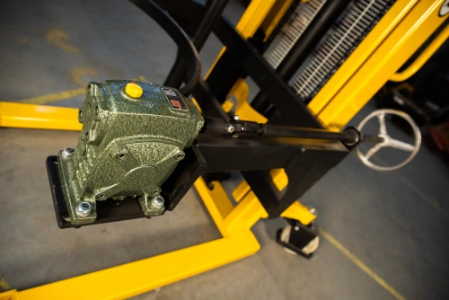 Штабелер-бочкокантователь гидравлический 0,5 т 3м TOR WDS500-3000 по ценам производителя в Казани с доставкой по всей России