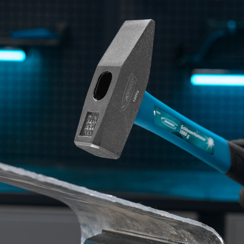 Молоток слесарный, 1000 г, квадратный боек, фибергласовая обрезиненная рукоятка Gross купить в Москве с доставкой по всей России | ProtosMarket.ru