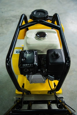 Виброплита 70 кг, 10,5кН (Honda) бак, коврик, колесный комплект TOR C-60T купить в Москве с доставкой по всей России | ProtosMarket.ru