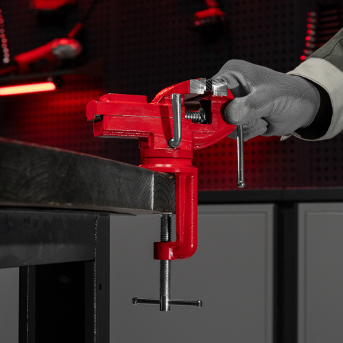 Тиски слесарные, 80 мм, настольные, поворотные, c наковальней MTX по ценам производителя в Казани с доставкой по всей России