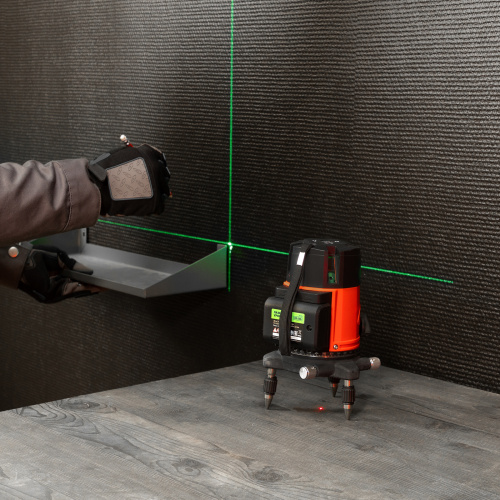 Лазерный уровень CRL-30G, 30 м, зеленый луч, акк. Li 2400 mah, резьба 5/8" MTX по ценам производителя в Казани с доставкой по всей России