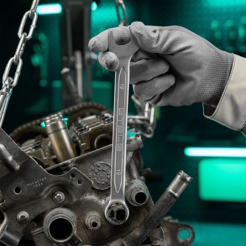 Набор инструментов, 1/2",3/8", 1/4", CrV, пластиковый кейс 142 предмета Stels купить в Москве с доставкой по всей России | ProtosMarket.ru