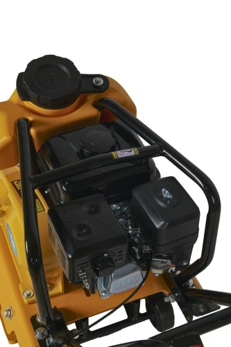 Виброплита 80 кг, 15кН (Lifan) бак, колесный комплект TOR C-80T по ценам производителя в Казани с доставкой по всей России