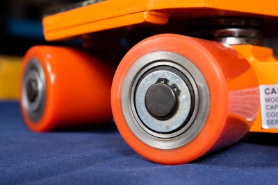 Роликовая платформа подкатная TOR SF4 г/п 6 т (с ручкой) по ценам производителя в Казани с доставкой по всей России