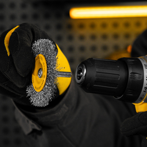 Щетка для дрели, 75 мм, Плоская, со шпилькой, нержавеющая витая проволока Denzel по ценам производителя в Казани с доставкой по всей России