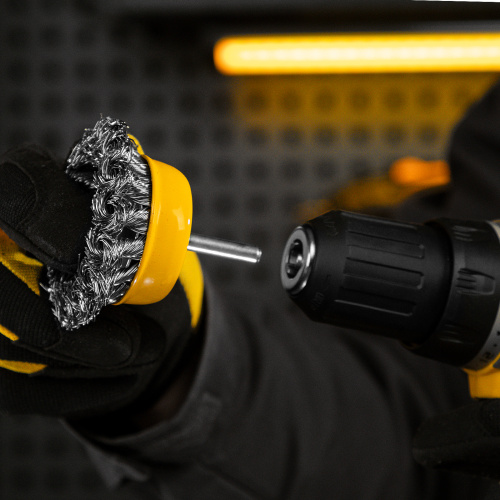 Щетка для дрели, 65 мм, Чашка, со шпилькой, нержавеющая крученая проволока Denzel по ценам производителя в Казани с доставкой по всей России