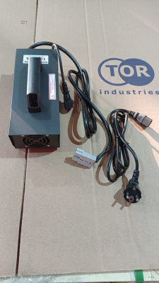 Зарядное устройство для штабелёров DYC/PEMS 12V/15A (Charger) купить в Москве с доставкой по всей России | ProtosMarket.ru