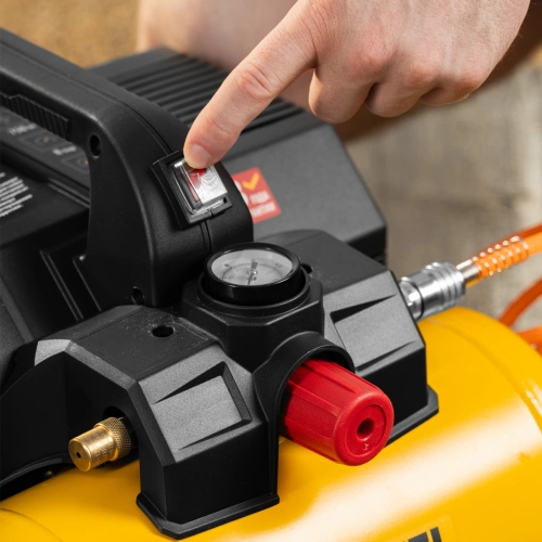 Компрессор  DLS750/6 безмасляный малошумный 750 Вт, 140 л/мин,ресивер 6 л Denzel по ценам производителя в Казани с доставкой по всей России