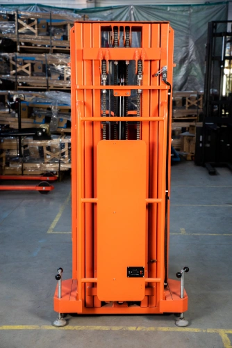 Сборщик заказов с электроподъемом 200 кг 3,3 м TOR GOPY3.302 по ценам производителя в Казани с доставкой по всей России