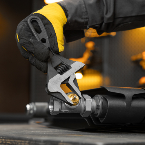 Ключ разводной 185 мм, CrV, кованый, укороченная рукоятка Denzel купить в Москве с доставкой по всей России | ProtosMarket.ru