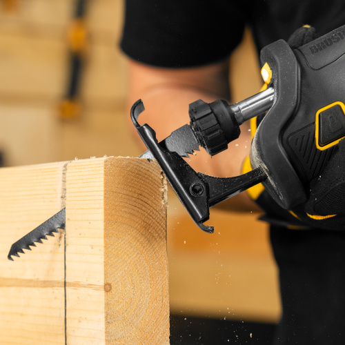 Пила сабельная аккумуляторная бесщет. RS-250, Li-Ion, 20 В Denzel по ценам производителя в Казани с доставкой по всей России