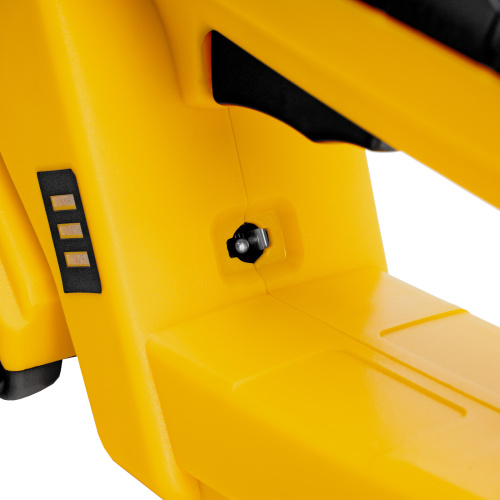 Ножницы-кусторез аккумуляторные GS-7, Li-Ion, 7,2 В Denzel по ценам производителя в Казани с доставкой по всей России