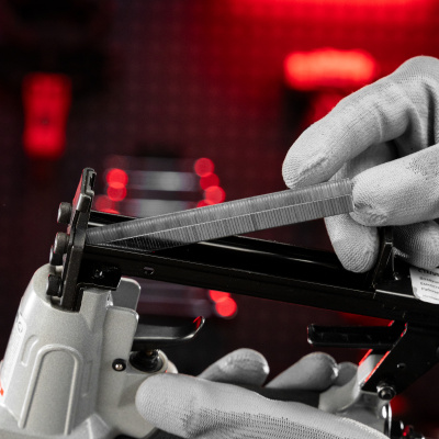 Скобы для пневматического степлера, 10 мм, ширина 1.2 мм, толщина 0.6 мм, ширина скобы 11.2 мм, 5000 шт Matrix купить в Москве с доставкой по всей России | ProtosMarket.ru