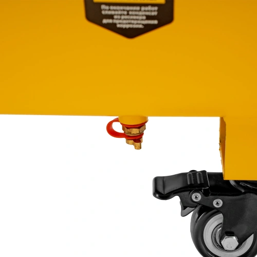 Компрессор безмасляный, малошумный DLS 3300/100, 3300 Вт,3x1100, 100 л, 570 л/мин ,блок управления Denzel купить в Москве с доставкой по всей России | ProtosMarket.ru