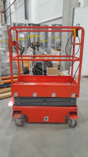 Подъемник ножничный передвижной аккумуляторный 500 кг, 12/14 м, 24/85 В/Ач TOR SJY-0,5-12 DC по ценам производителя в Казани с доставкой по всей России