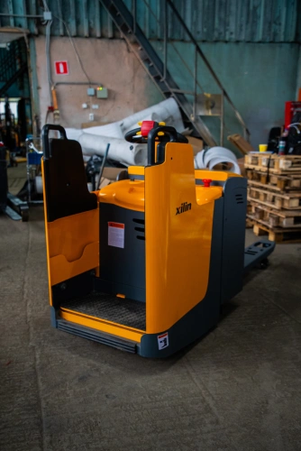 Тележка электрическая 2000 кг 1150 мм XILIN CBD20L с закрытой платформой 24/280 В/Ач* купить в Москве с доставкой по всей России | ProtosMarket.ru