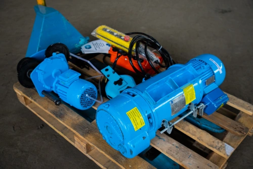 Таль передвижная  1т  6м 380В электрическая канатная TOR CD PRO купить в Москве с доставкой по всей России | ProtosMarket.ru