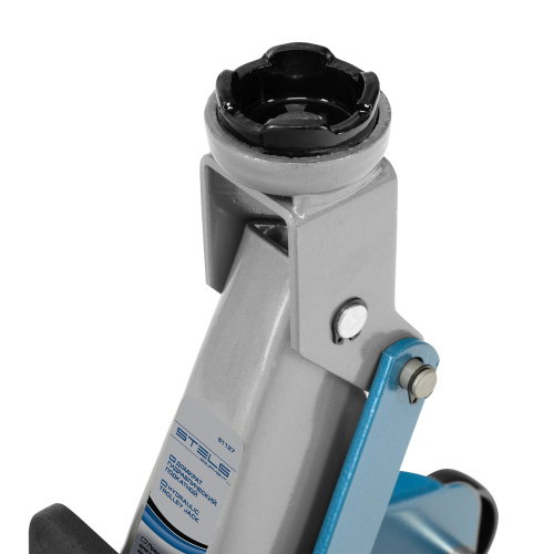 Домкрат гидравлический подкатной, 2 т, h подъема 140-340 мм Stels купить в Москве с доставкой по всей России | ProtosMarket.ru