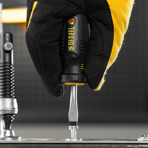 Отвертка, SL6x38 мм, S2, 3к рукоятка Denzel по ценам производителя в Казани с доставкой по всей России