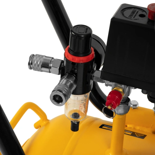 Компрессор безмасляный, малошумный DLS 3300/100, 3300 Вт,3x1100, 100 л, 570 л/мин ,блок управления Denzel купить в Москве с доставкой по всей России | ProtosMarket.ru