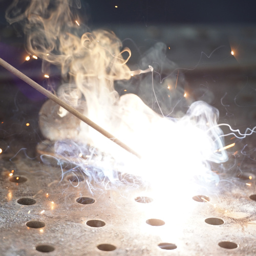 Электроды DER-13/55, диам 3 мм, 2,5 кг., основное покрытие Denzel купить в Москве с доставкой по всей России | ProtosMarket.ru