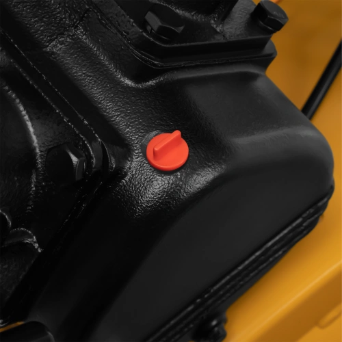 Компрессор воздушный BCV2200/100, ременный привод, 2.2 кВт, 100 литров, 370 л/мин Denzel по ценам производителя в Казани с доставкой по всей России