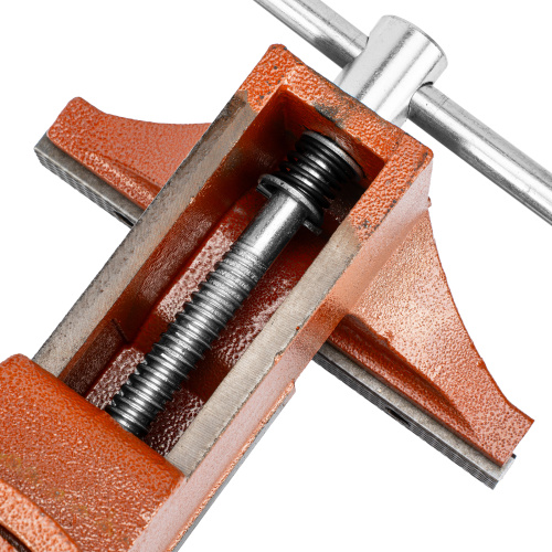 Тиски слесарные, 200 мм, поворотные, с наковальней Sparta купить в Москве с доставкой по всей России | ProtosMarket.ru