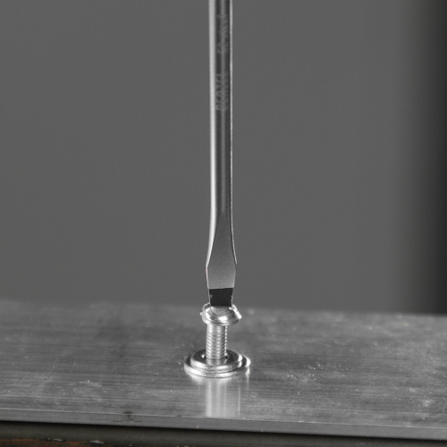 Отвертка, SL3х75 мм, S2, 3к рукоятка Denzel по ценам производителя в Казани с доставкой по всей России