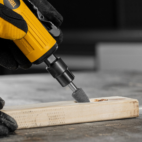 Пневмошлифмашина прямая PGS25000, 25000 об/мин, 10 шлиф. камней, цанга - 3, 6 мм, 113 л/мин Denzel по ценам производителя в Казани с доставкой по всей России