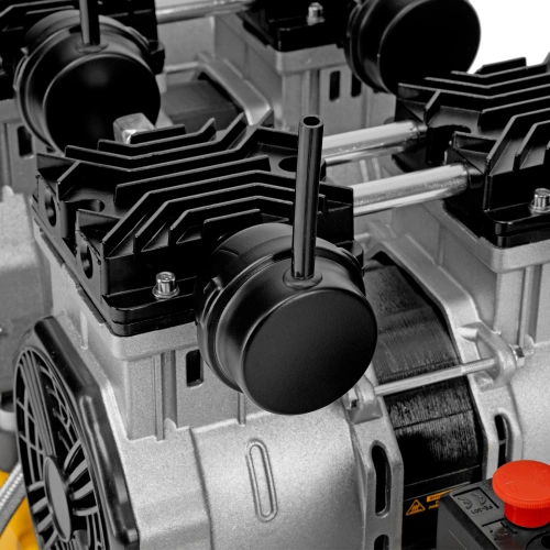 Компрессор безмасляный, малошумный DLS 3300/100, 3300 Вт,3x1100, 100 л, 570 л/мин ,блок управления Denzel купить в Москве с доставкой по всей России | ProtosMarket.ru