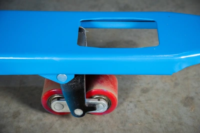 Тележка гидравлическая широковильная 2500 кг 1220х685 мм полиуретановые колеса TOR RHP по ценам производителя в Казани с доставкой по всей России