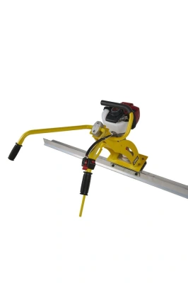 Виброрейка для бетона бензиноваяс лезвием 2м TOR XH25E по ценам производителя в Казани с доставкой по всей России