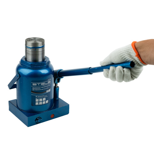 Домкрат гидравлический бутылочный, 30 т, H подъема 240-370 мм Stels купить в Москве с доставкой по всей России | ProtosMarket.ru