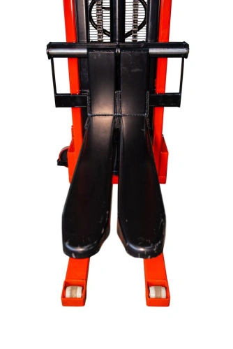 Штабелер гидравлический 2,0 т 3,0 м TOR CTY-EH с раздвижными вилами по ценам производителя в Казани с доставкой по всей России