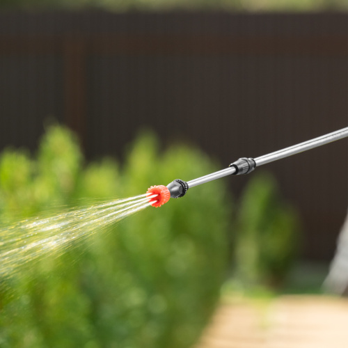 Опрыскиватель ранцевый аккумуляторный D-12LA, 12 л, 12 В, 8 Ач Denzel по ценам производителя в Казани с доставкой по всей России