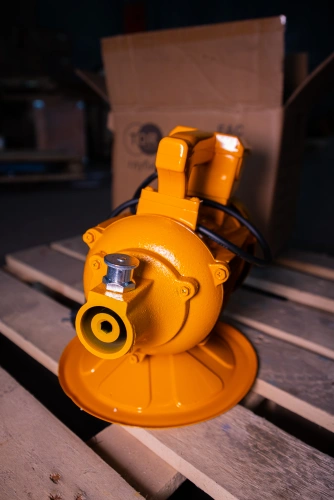 Электропривод глубинного вибратора для бетона 2,2 кВт TOR ZN70-JT (японский тип) по ценам производителя в Казани с доставкой по всей России