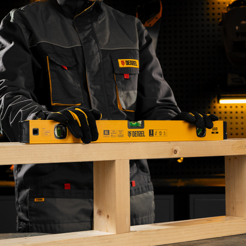 Уровень алюминиевый, магнит, фрезерованный, 3 глазка (1 зеркал.) 0,5 мм/м, 600 мм Denzel по ценам производителя в Казани с доставкой по всей России